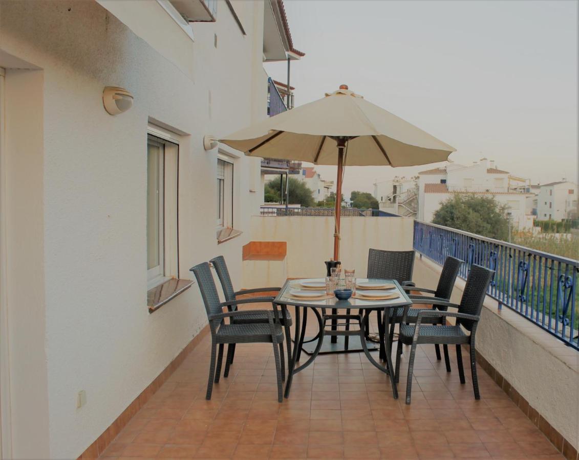 Apartament Amb Terrassa I Parking Llança Eksteriør bilde